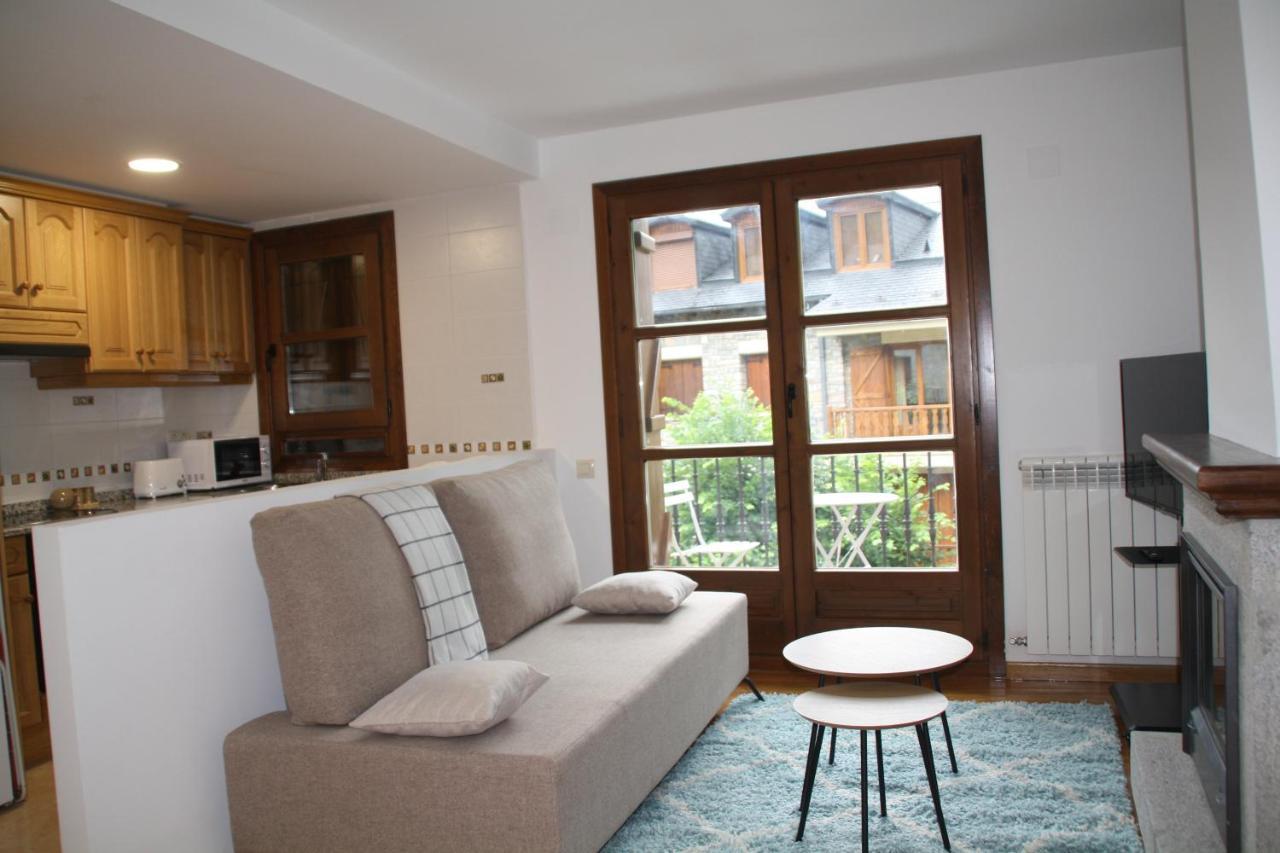 Apartment Bpirineos-parque Tilos 1 *